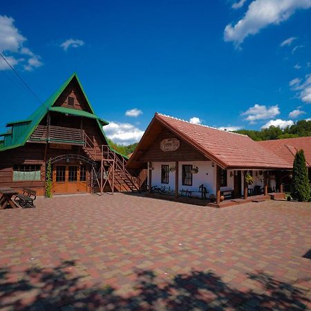 La Ferma Veche Bogdana Hotel Exterior photo